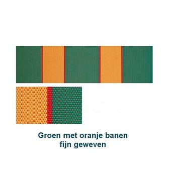 Beukenhouten ligbed met groene bekleding met oranje banen (Avocado)